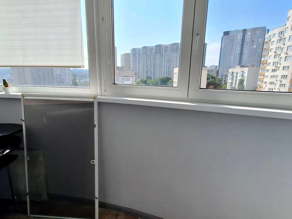 Apartment. Kyiv, Demіїvska St.