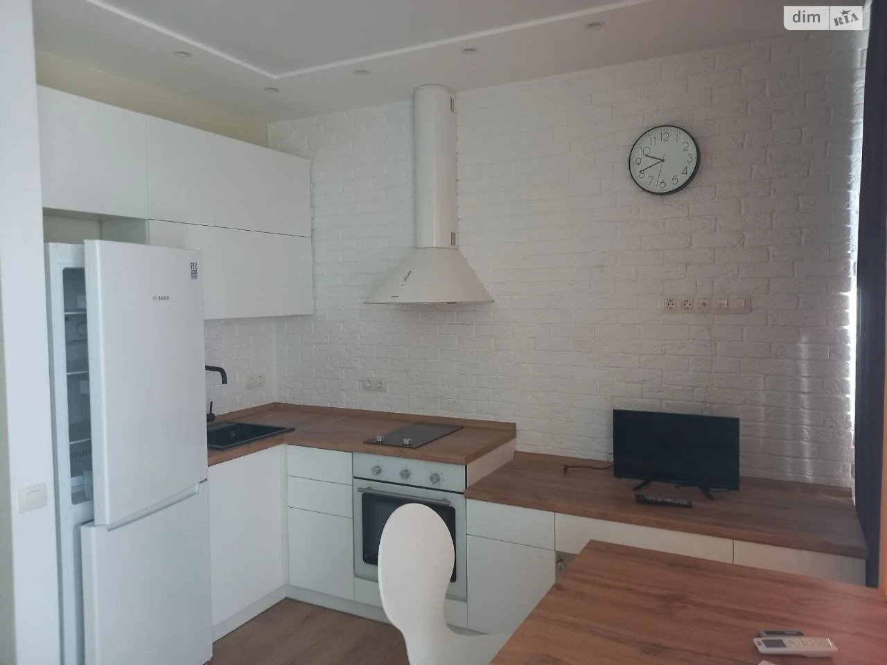 Long-Term Rental Apartment Feophania