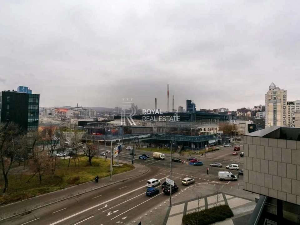 Квартира. Київ, Митрополита Василя Липківського вул.