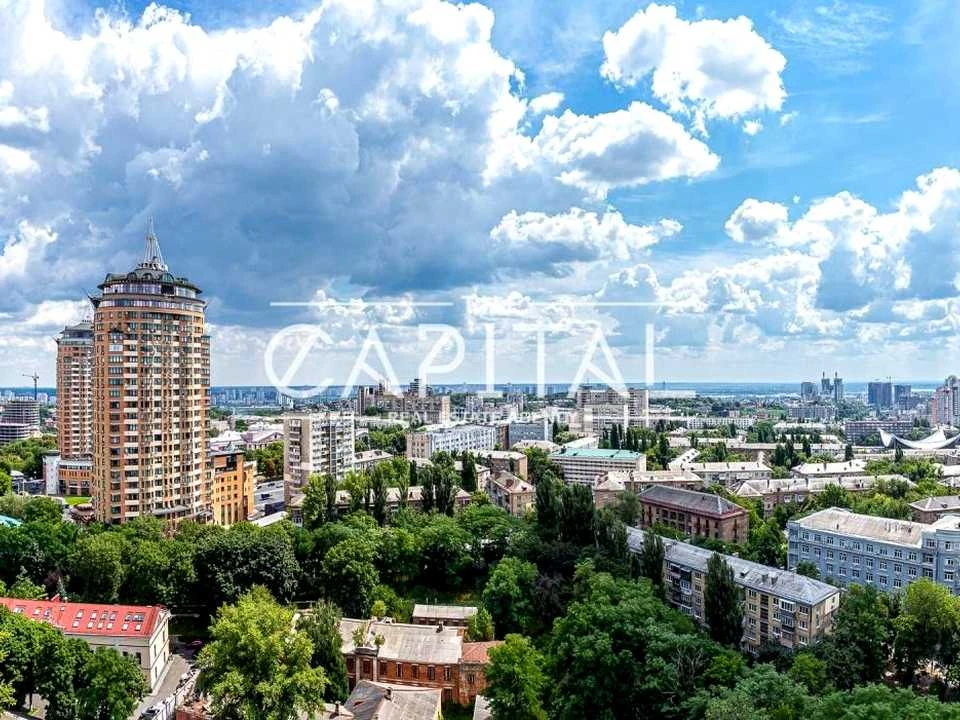 Квартира. Київ, Євгена Коновальця вул.