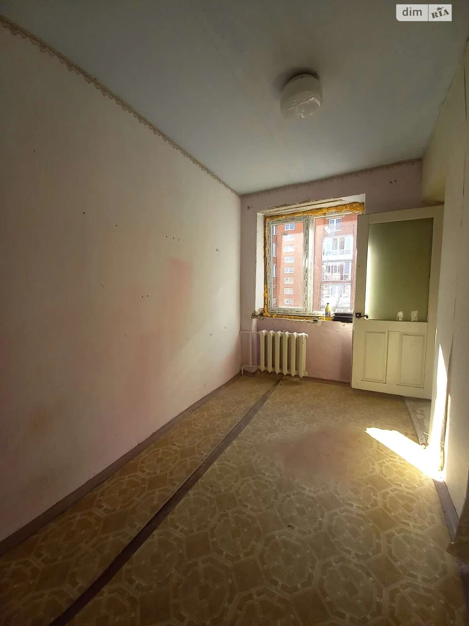 Apartment for Sale, Druzhba