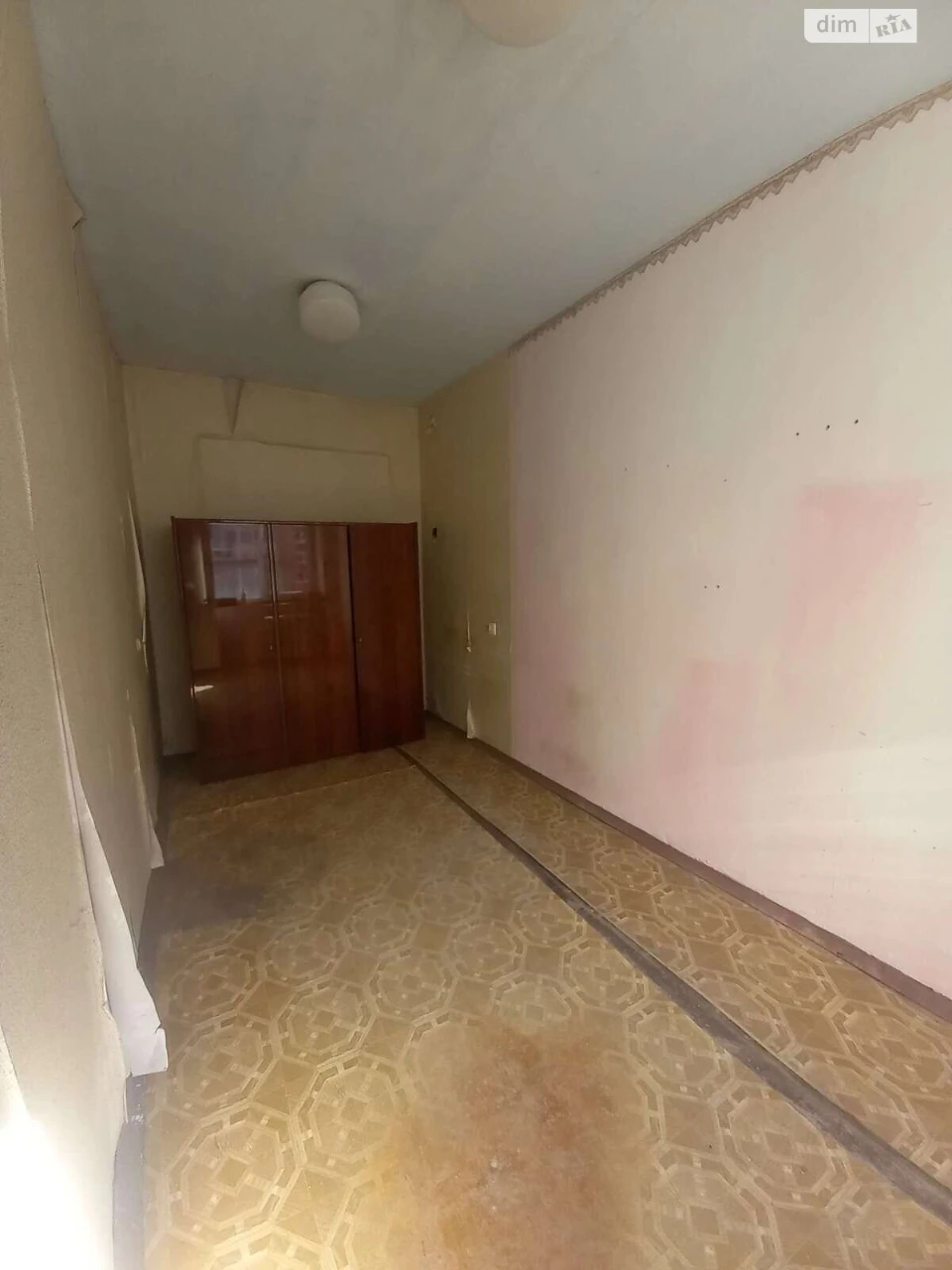 Apartment for Sale, Druzhba