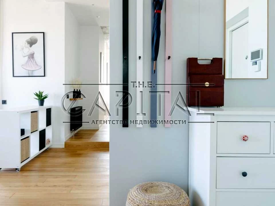 Apartment. Kyiv, Sapernoye Pole St.
