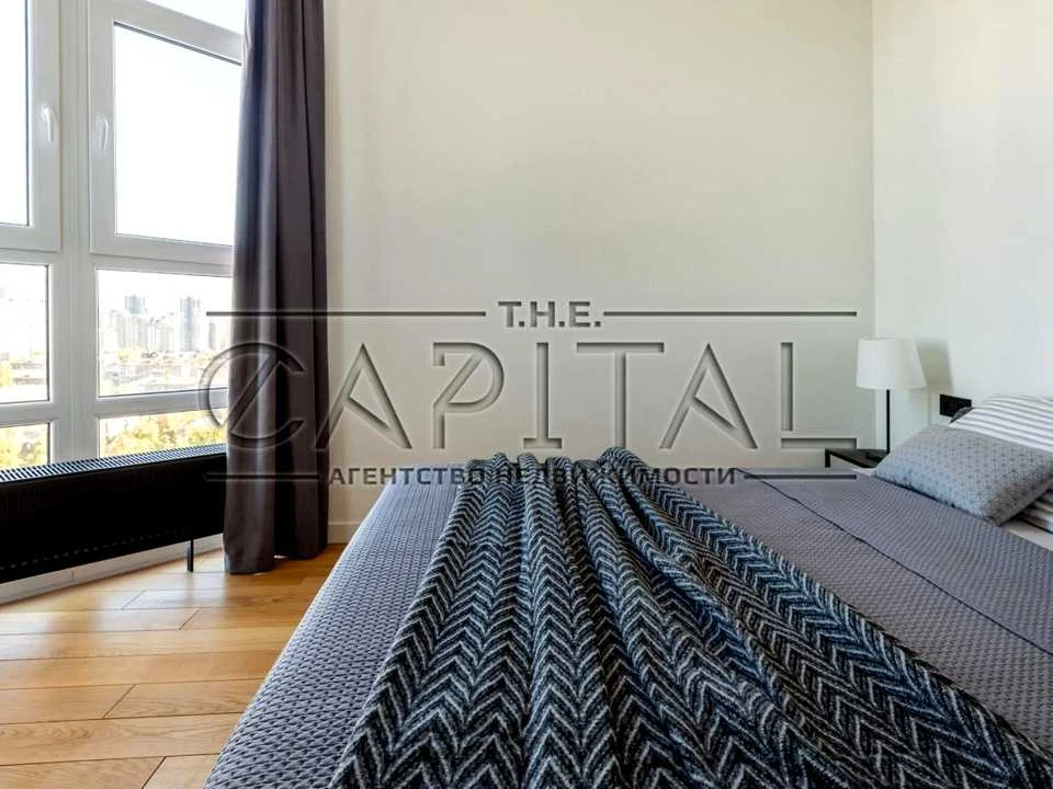 Apartment. Kyiv, Sapernoye Pole St.