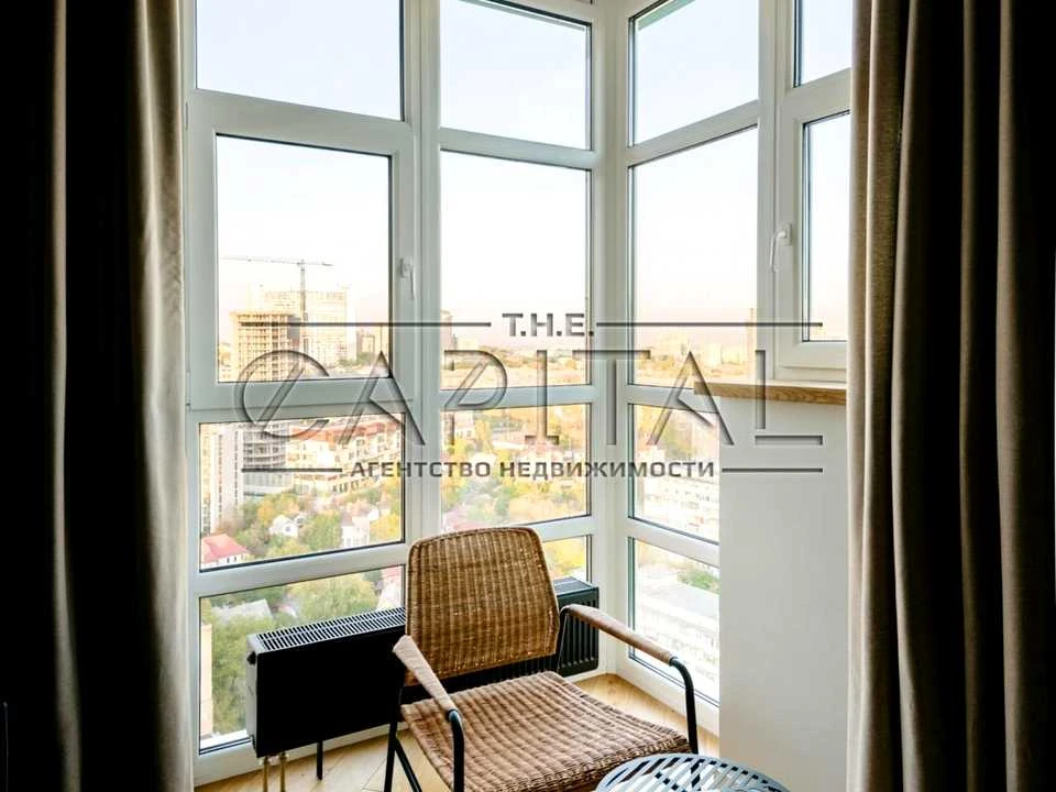 Apartment. Kyiv, Sapernoye Pole St.