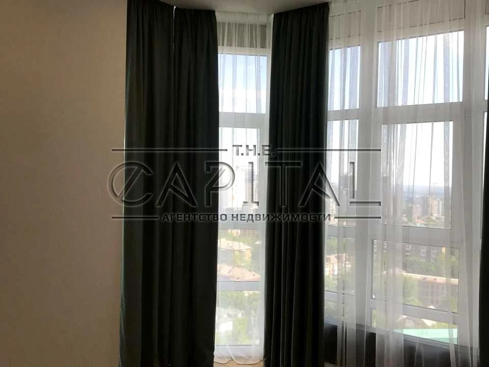 Apartment. Kyiv, Sapernoye Pole St.