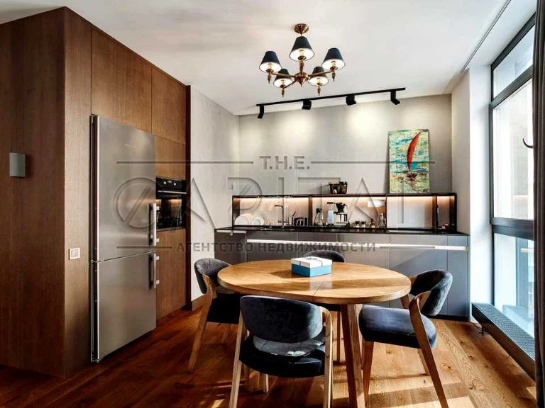 Apartment. John McKenna St., Kyiv