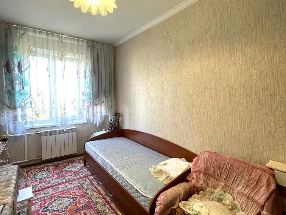 Квартира. Київ, Левка Лук'яненка вул.