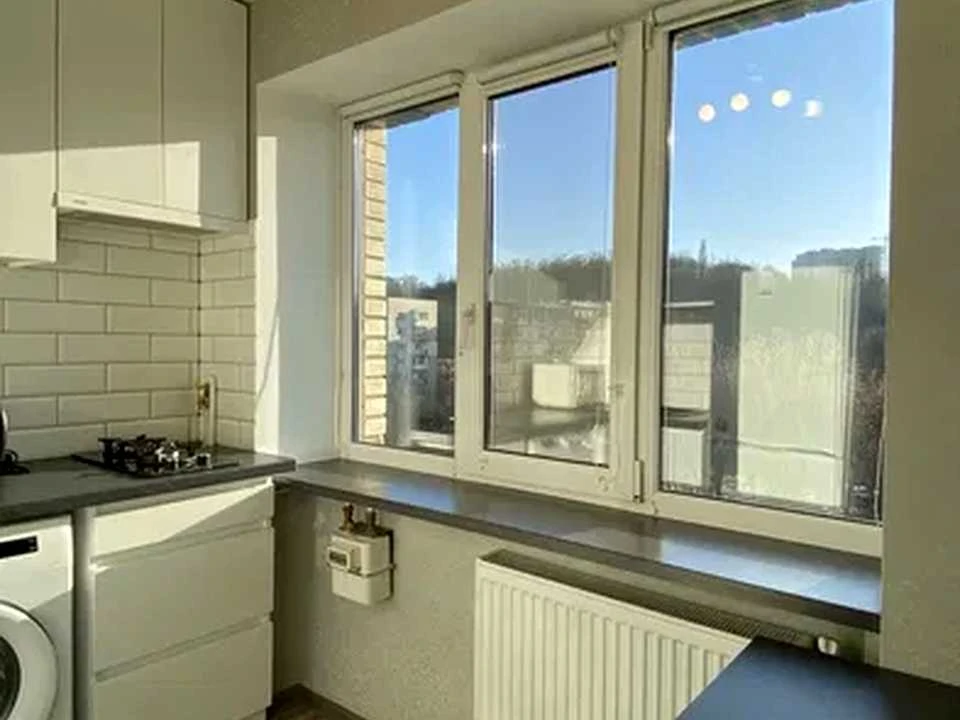 Apartment. Kyiv, Кирилівська St.
