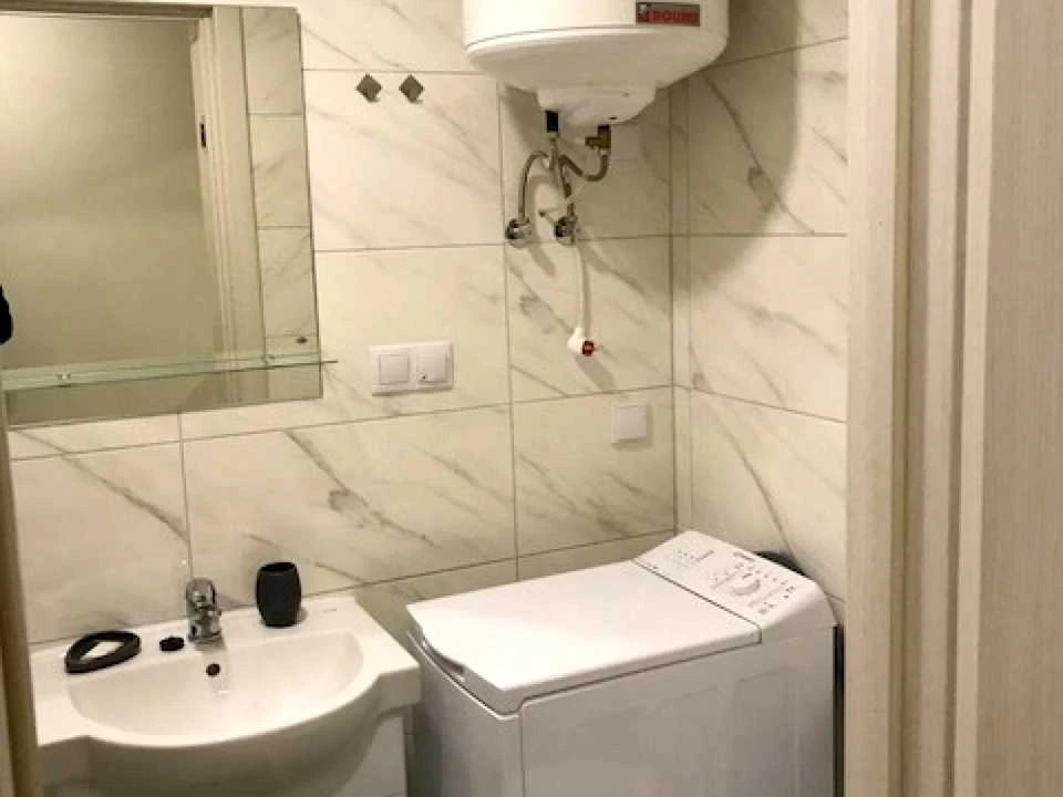Apartment. Kyiv, Masvinobudna St.