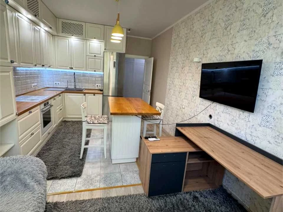 Apartment. Kyiv, Semyia Kyshko St.