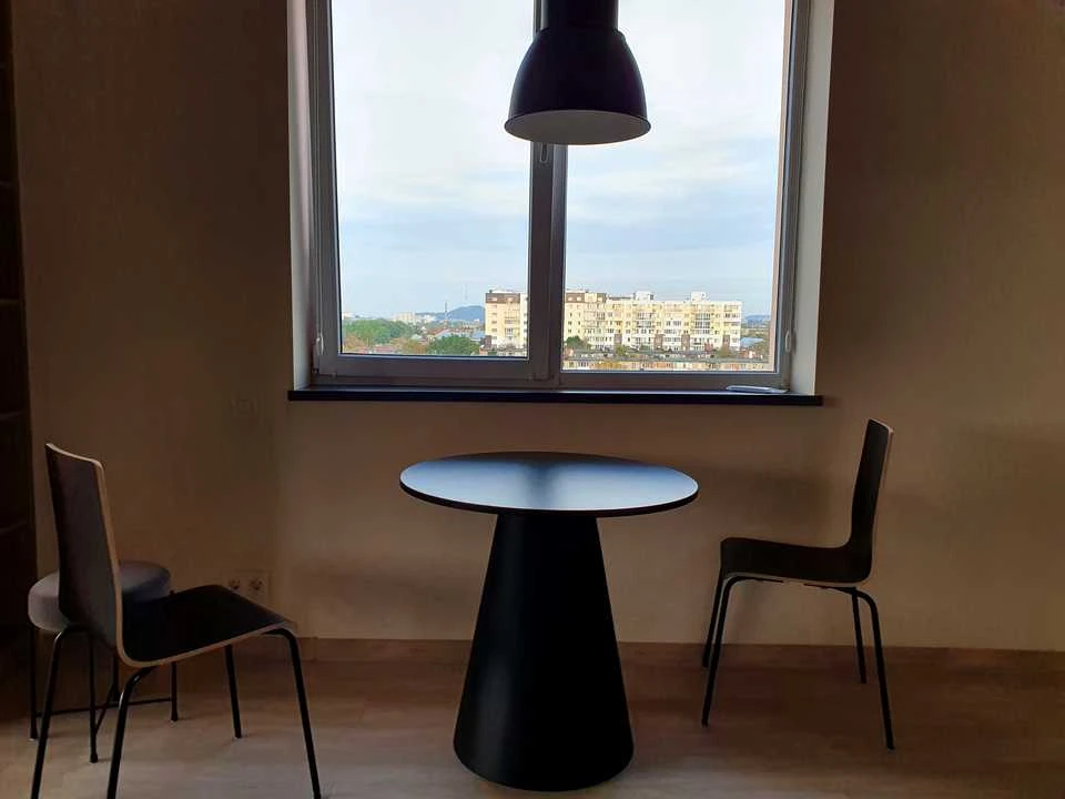 Apartment. Lviv, Okurhna St.