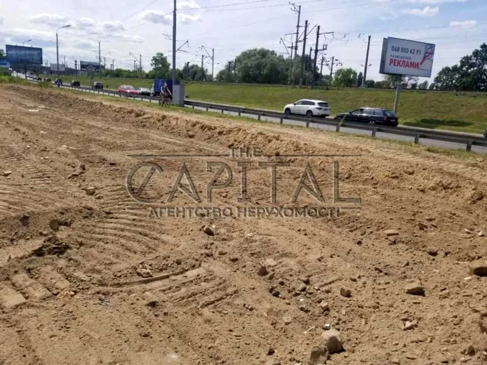 Ділянка. Київ, Повітряних Сил просп.