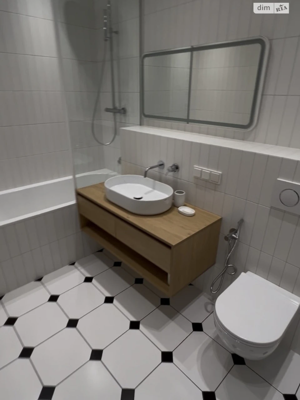 Long-Term Rental Apartment, Shulyavka