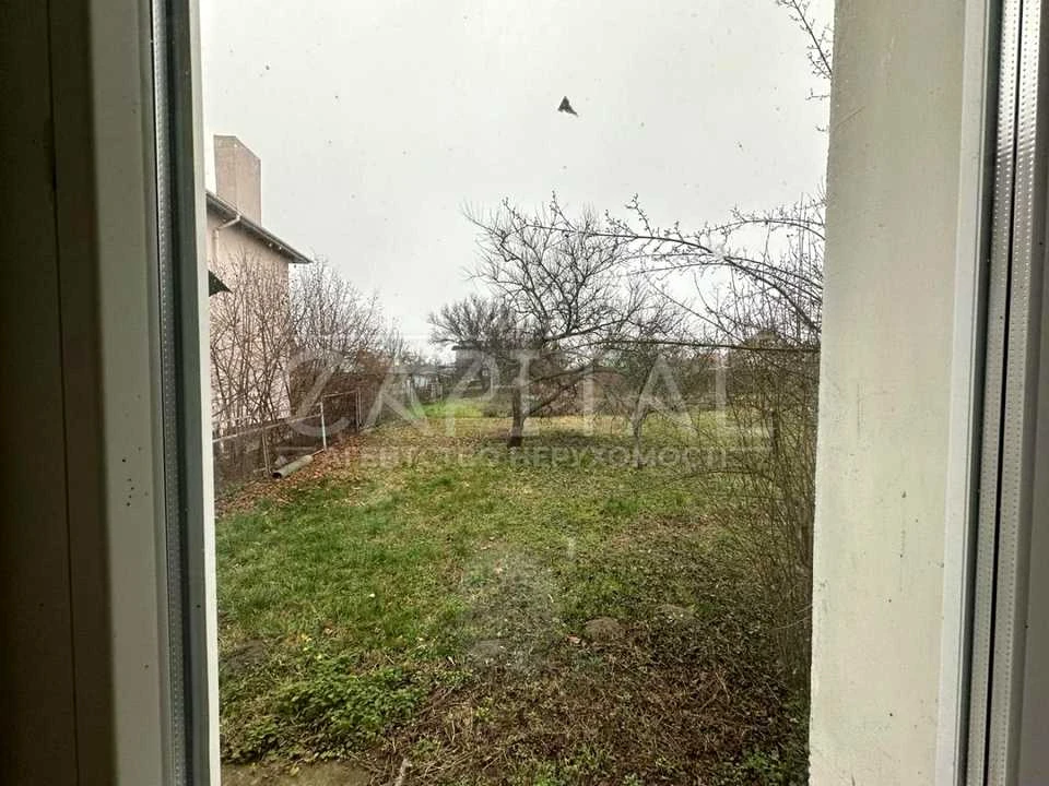 Ділянка. Київ, Леся Курбаса просп.