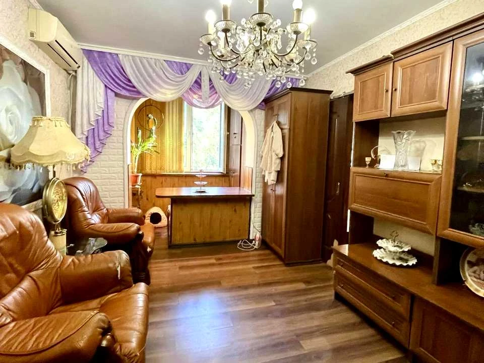 Apartment. Mykolaiv, Novozavodska St.