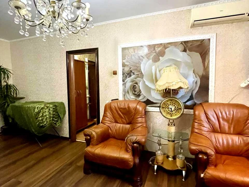 Apartment. Mykolaiv, Novozavodska St.