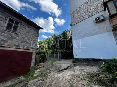 Ділянка. Київ, Олени Теліги вул.