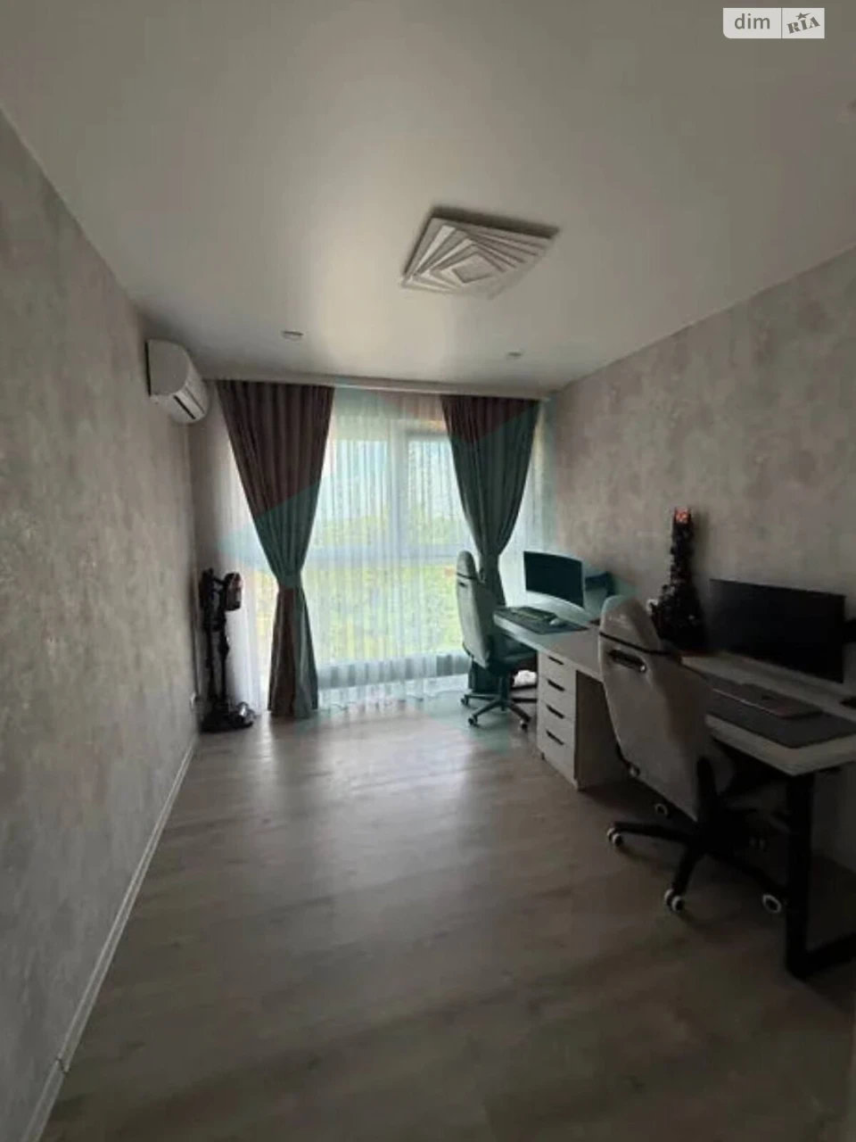 Sale Apartment Left Bank