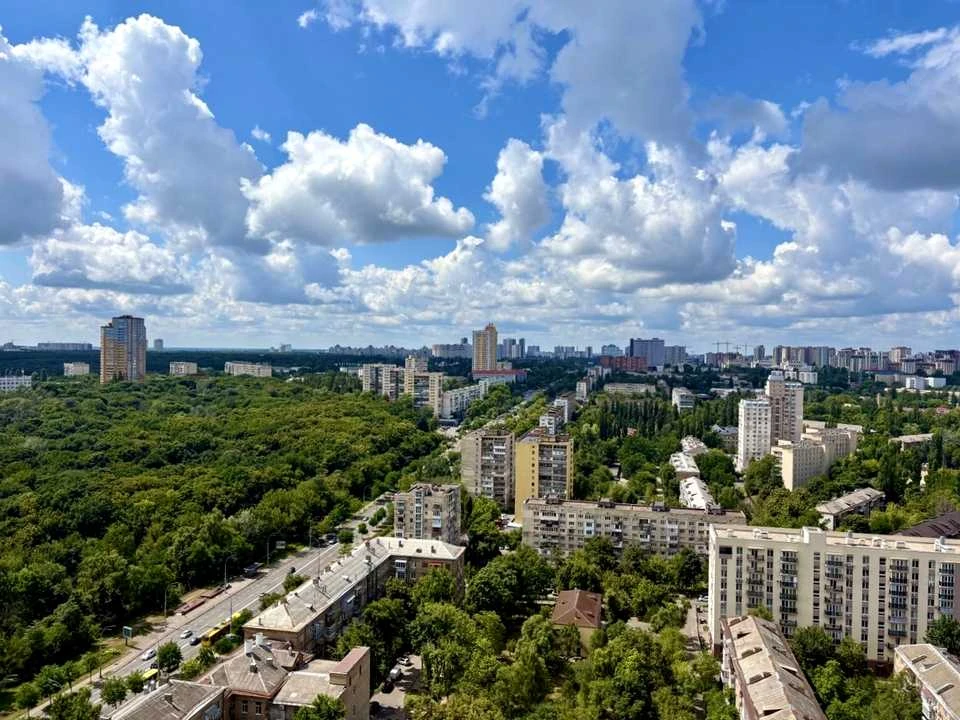 Квартира. Київ, Рея Бредбері вул.