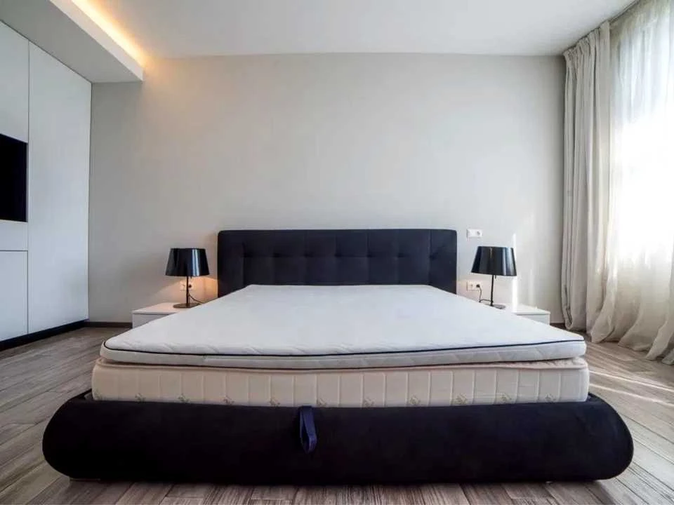 Apartment. Kyiv, Lesya Ukrainy Blvd.