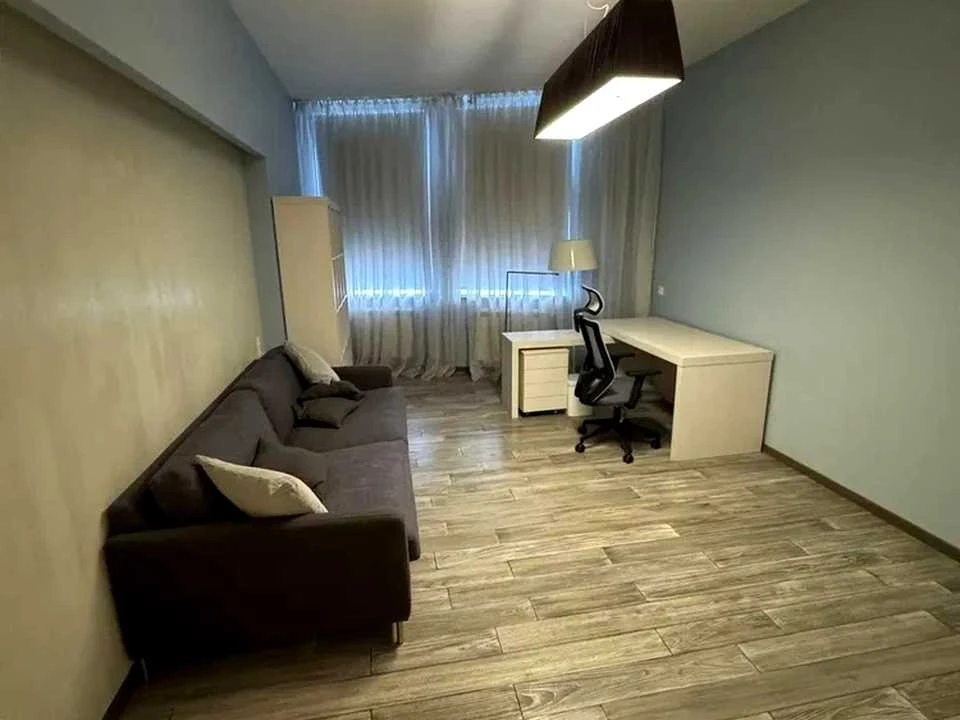 Apartment. Kyiv, Lesya Ukrainy Blvd.