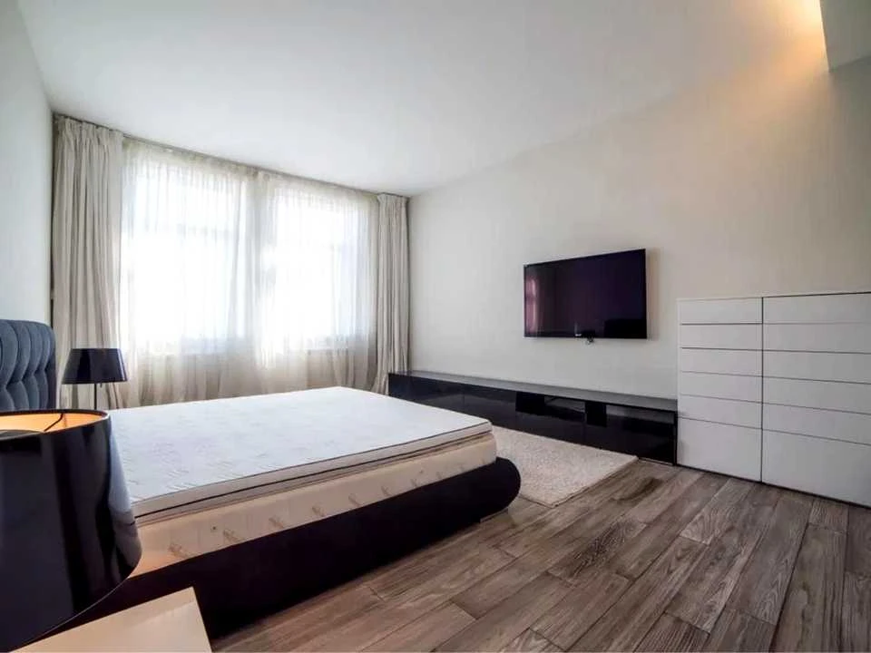 Apartment. Kyiv, Lesya Ukrainy Blvd.
