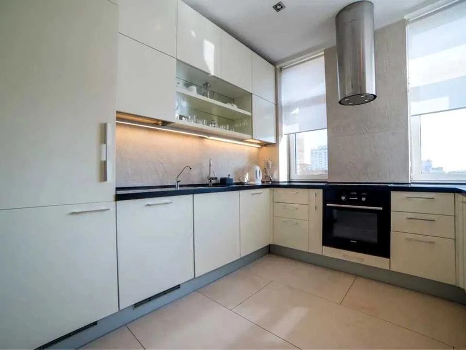 Apartment. Kyiv, Lesya Ukrainy Blvd.