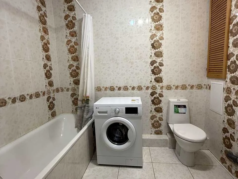 Apartment. Kyiv, Urlivska St.