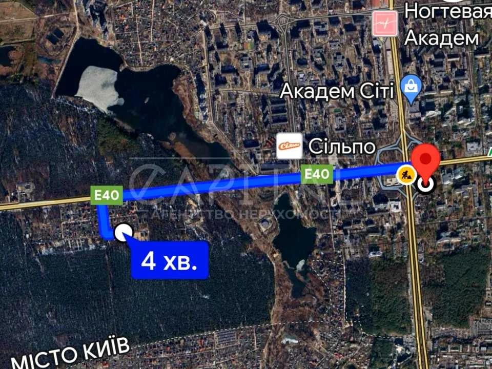 Ділянка. Київ, Михайла Чалого вул.