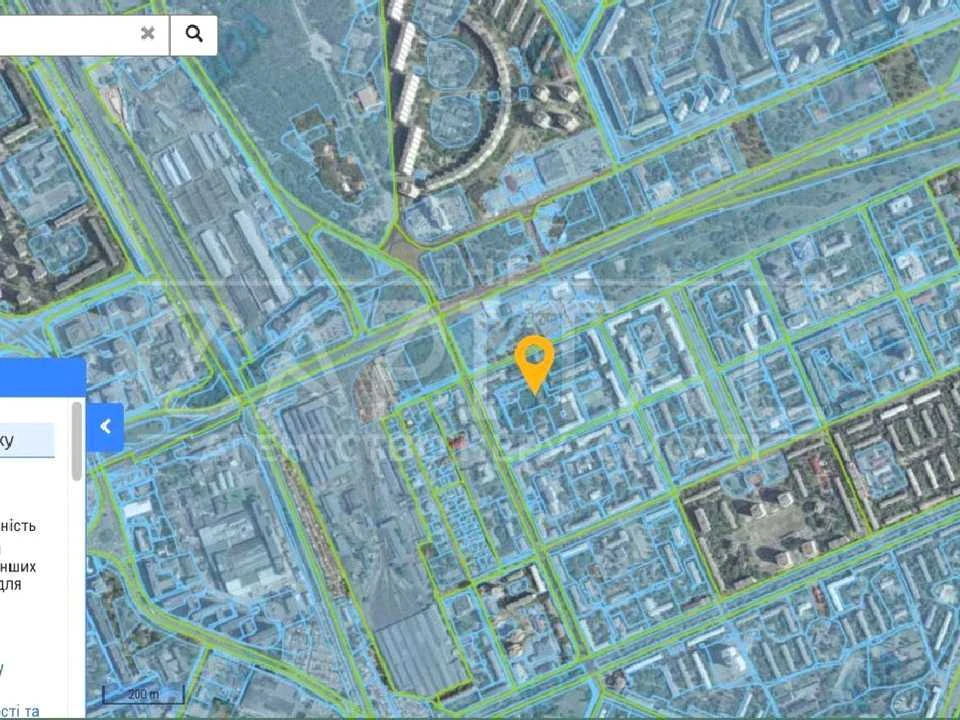 Ділянка. Київ, Гетьмана Павла Полуботка вул.