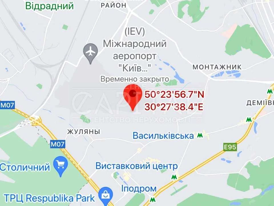 Ділянка. Київ, Анни Ярославни вул.