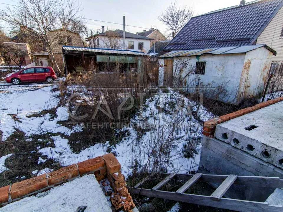 Ділянка. Київ, Мрії вул.