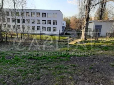 Ділянка. Київ, Мрії вул.