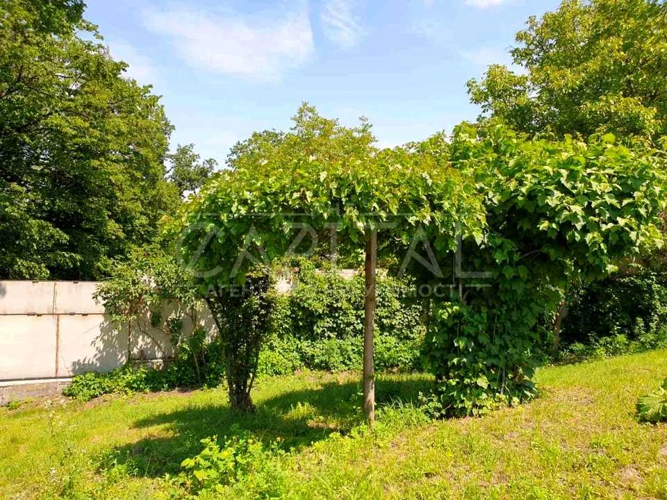 Ділянка. Київ, Краматорський пров.