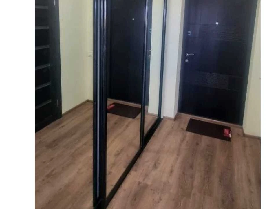 Apartment. Konyoplyanska vul.