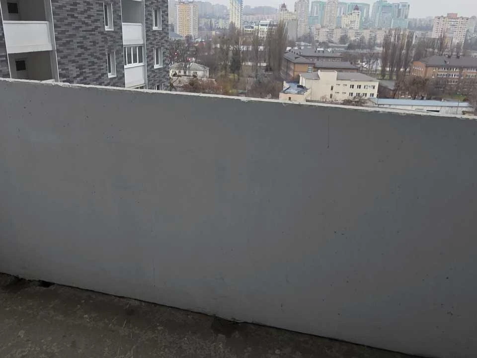 Apartment. Konyoplyanska vul.
