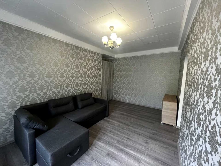 Apartment. Kyiv, Maryia Prymaientchenko Boulevard.