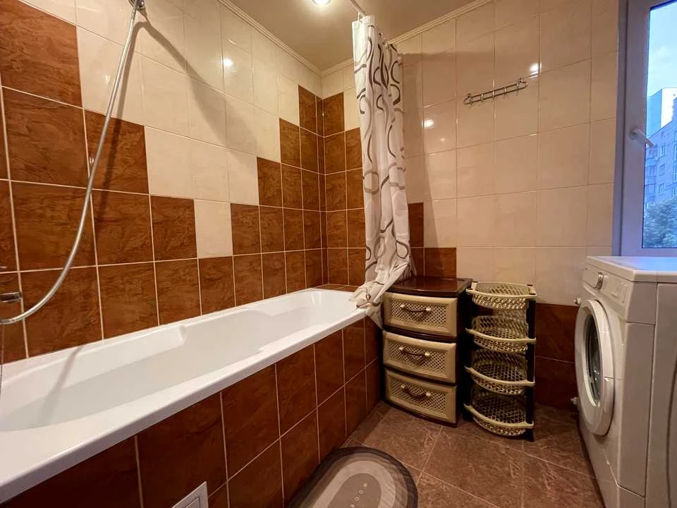Apartment. Kyiv, Lesya Ukrainka Blvd.