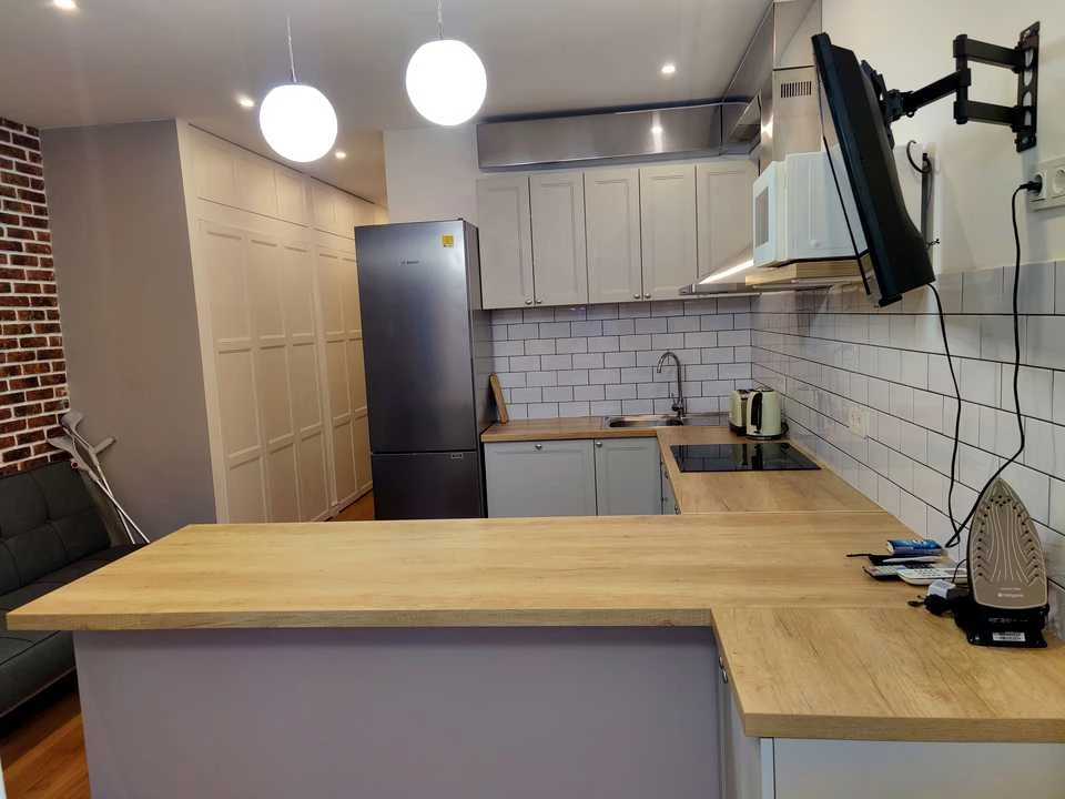 Apartment. Kyiv, Rostislavska St.