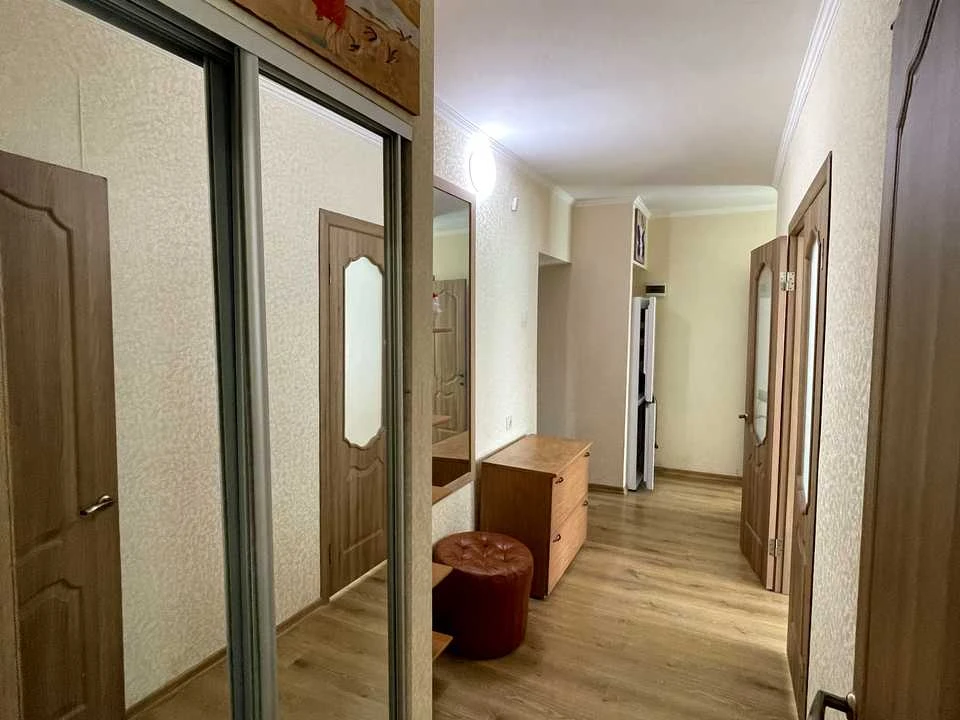 Apartment. Дніpro, Oleksandra Polia St.