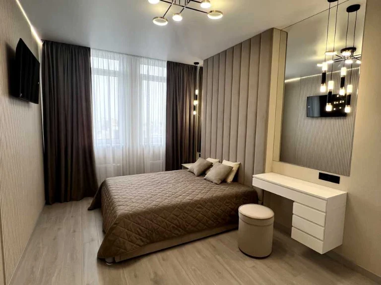 Apartment. Kyiv, Berezaysky Prospect.