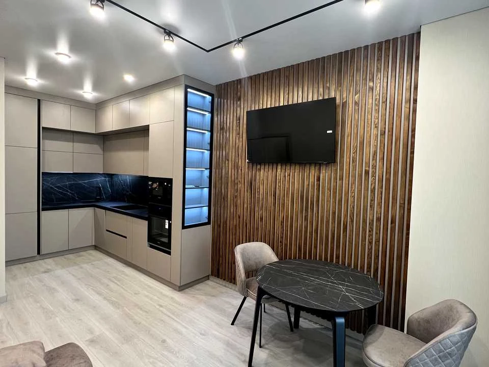 Apartment. Kyiv, Berezaysky Prospect.