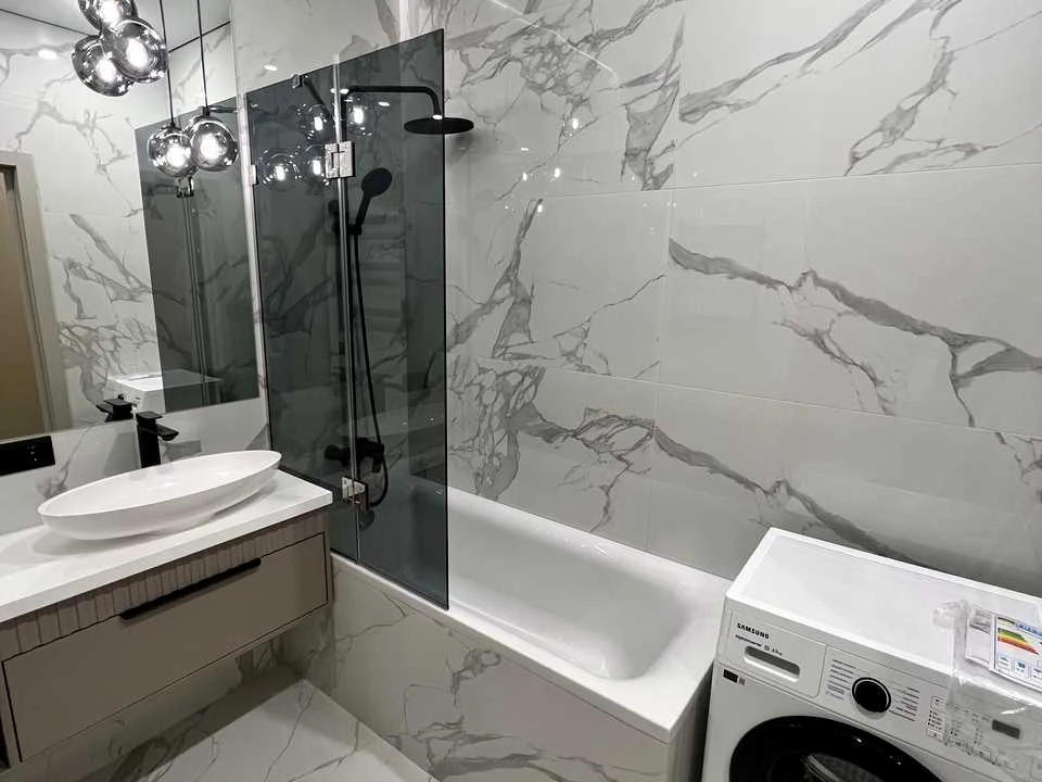 Apartment. Kyiv, Berezaysky Prospect.