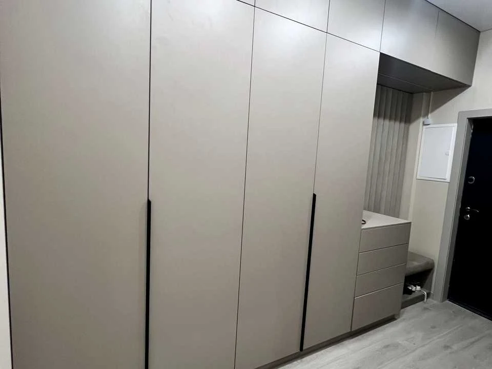 Apartment. Kyiv, Berezaysky Prospect.