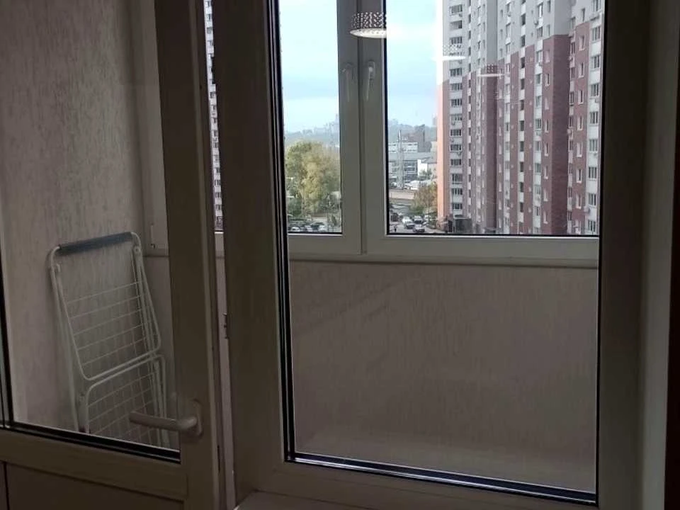 Apartment. Kyiv, Baltiysky Prospect.