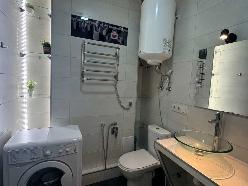 Apartment. Kyiv, Oleся Avenue