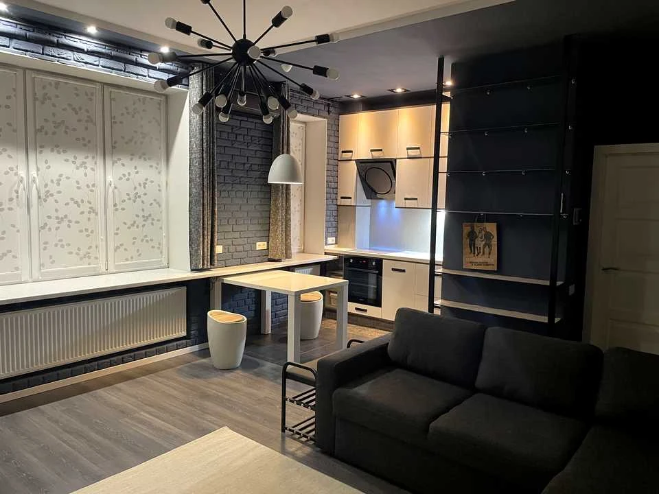 Apartment. Kyiv, Oleksandra Dovzhenka St.