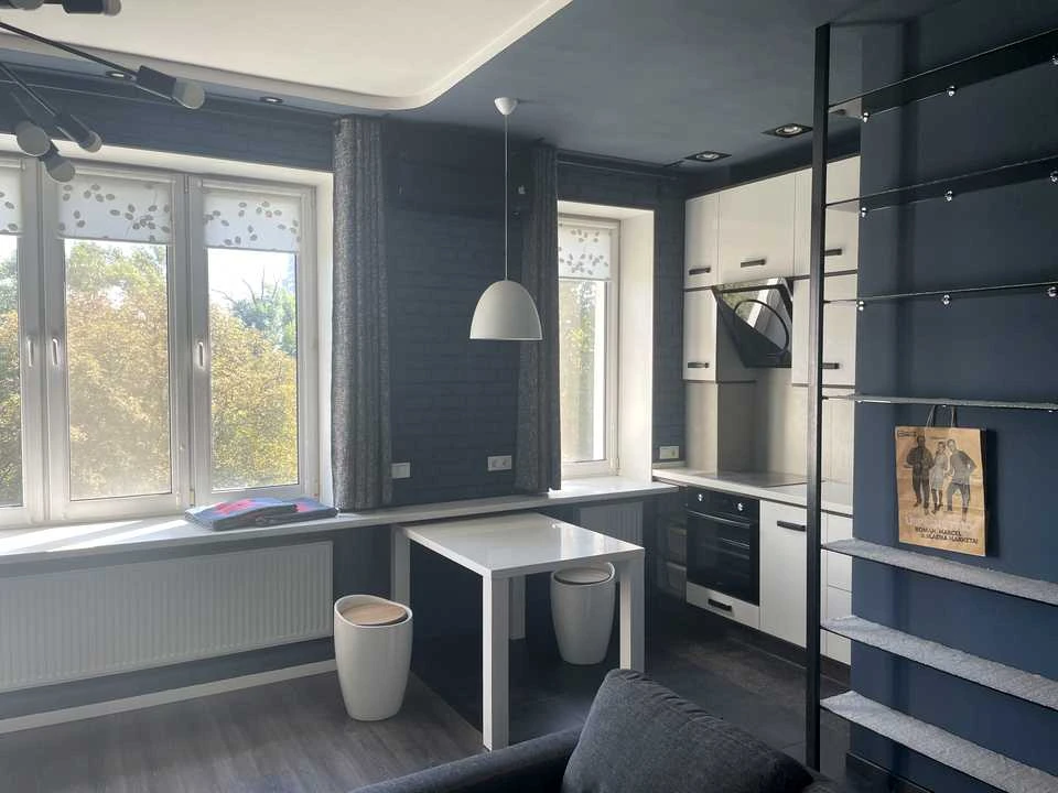 Apartment. Kyiv, Oleksandra Dovzhenka St.