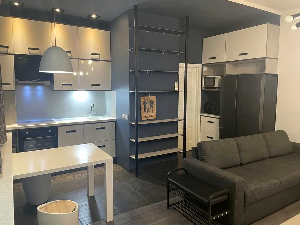 Apartment. Kyiv, Oleksandra Dovzhenka St.